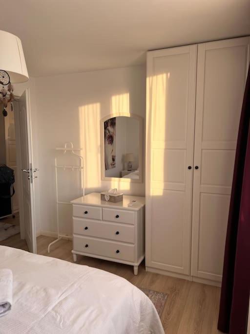Modern & Cozy 2 Rooms Apartment Bucarest Exterior foto